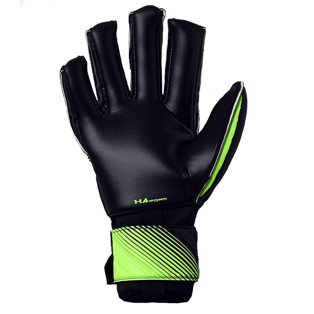 under armour magnetico goalkeeper gloves