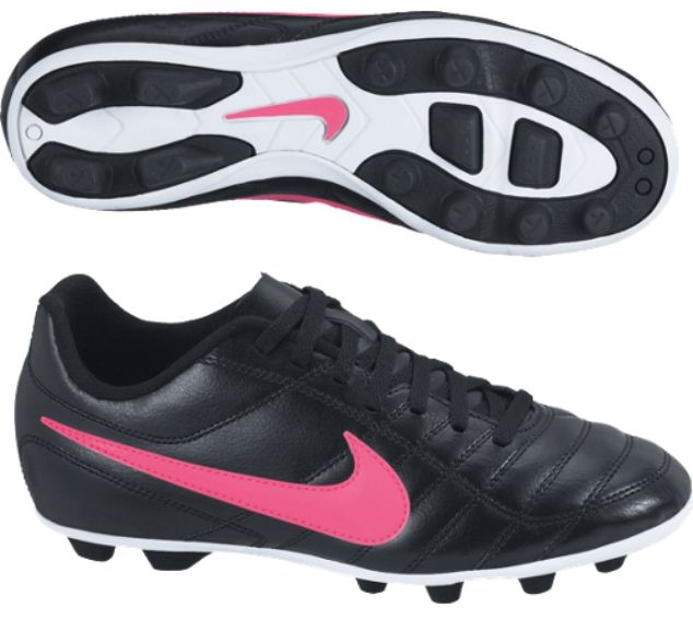 pink nike soccer shoes