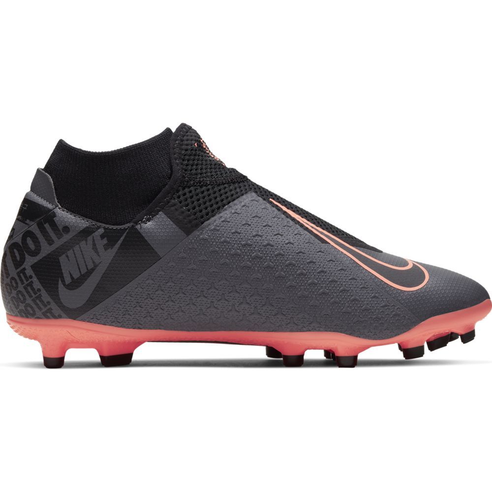 nike phantom vision academy dynamic fit fg soccer cleats