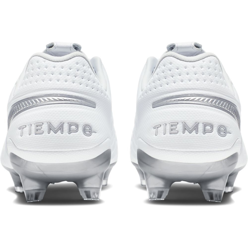 Wide Fit Football Boots Nike Tiempo Legend 8 Elite FG Black.