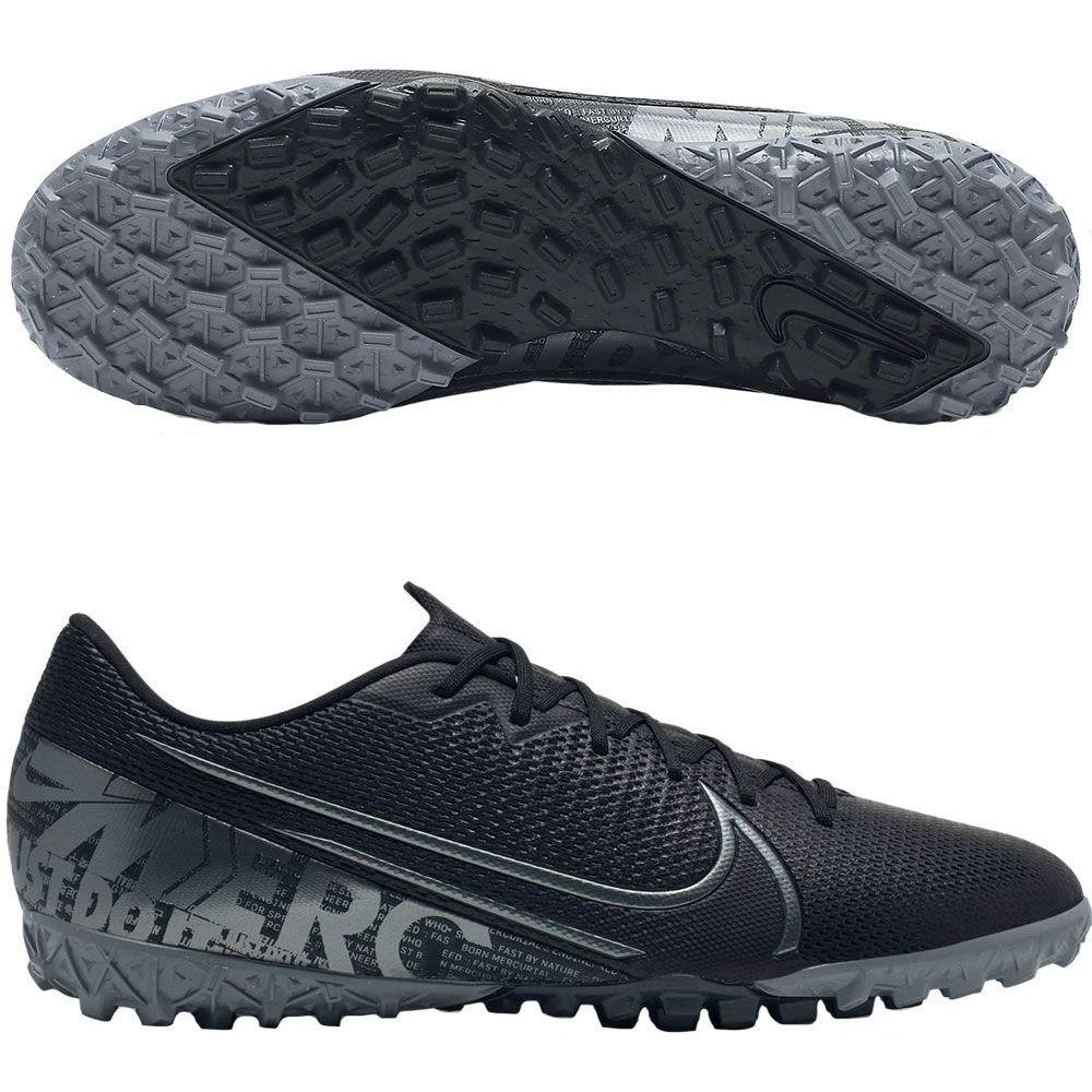 Nike Mercurial Vapor 13 Pro IC Indoor Court Soccer Shoe.