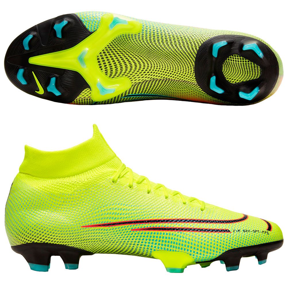 nike professional soccer shoes