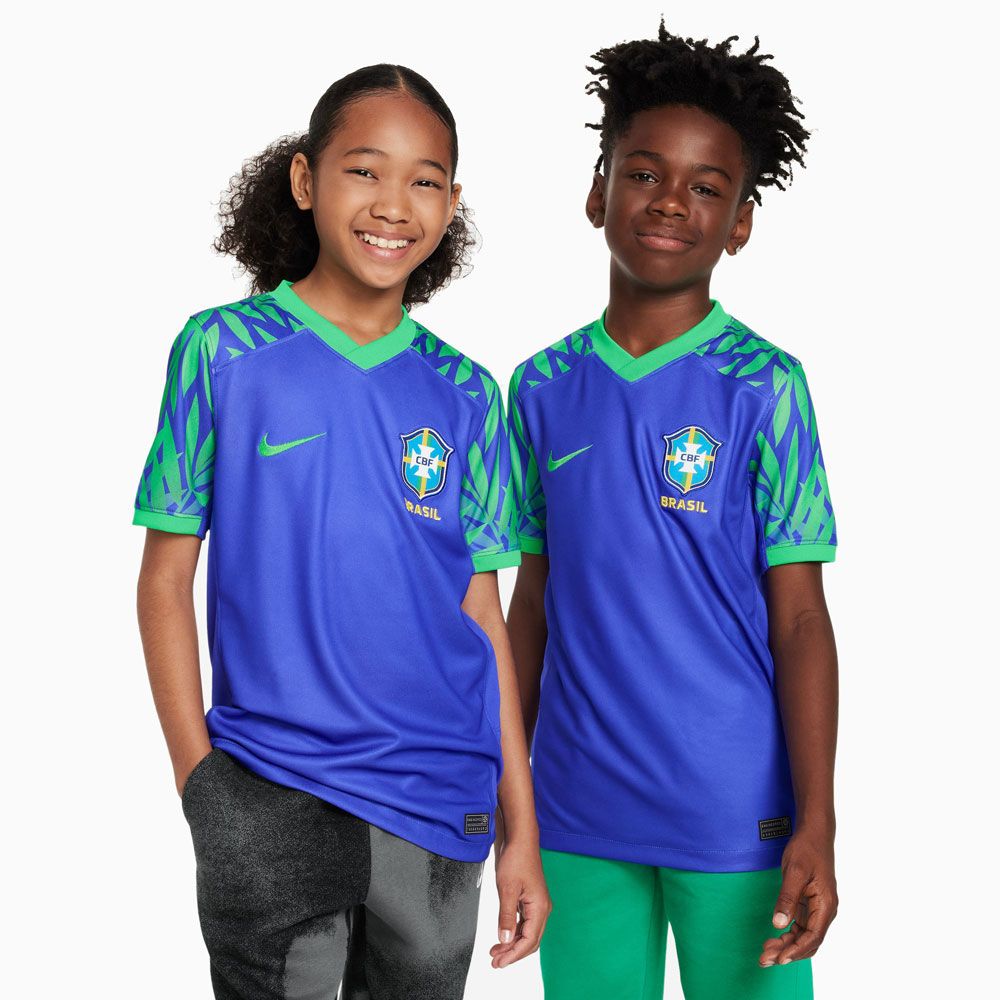 Ronaldo CR#7 Kids Hoodie - Youth Football Jumper Inspired Ronaldo Jersey  2023 Kids Football Hoodie (5-6 YEARS) Black : : Fashion