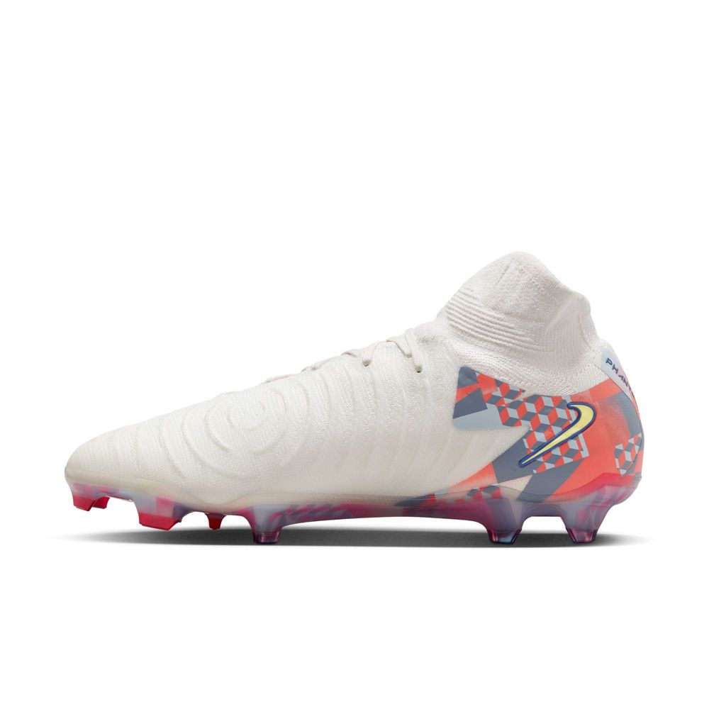 Nike Phantom Luna II Elite SE FG Soccer Cleats | Phantom 'Barna' Disruption