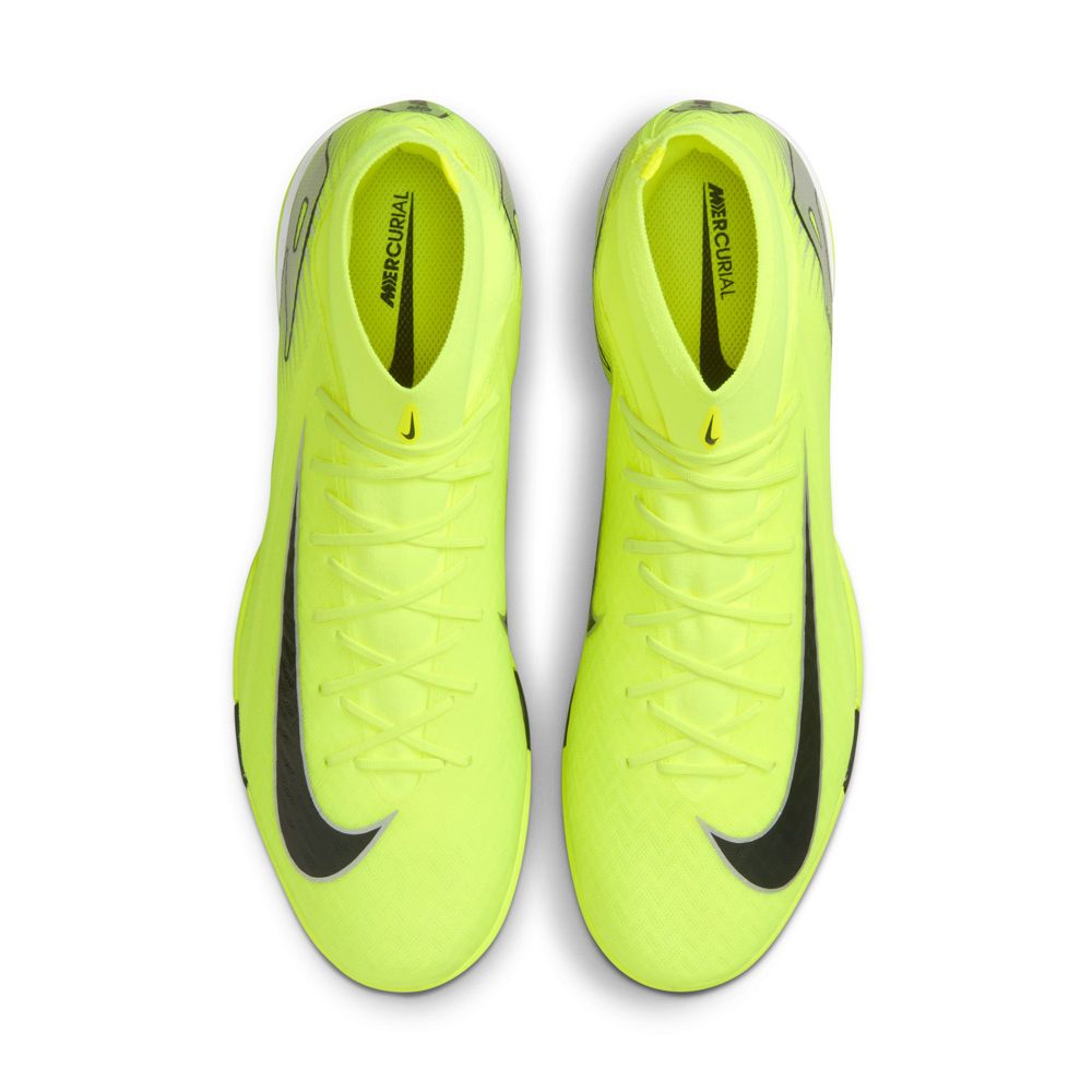 Nike サッカーシューズ グレー/イエロー 新品 - メルカリ