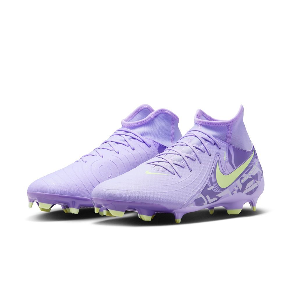 Nike United Phantom Luna II Academy FG Soccer Cleats